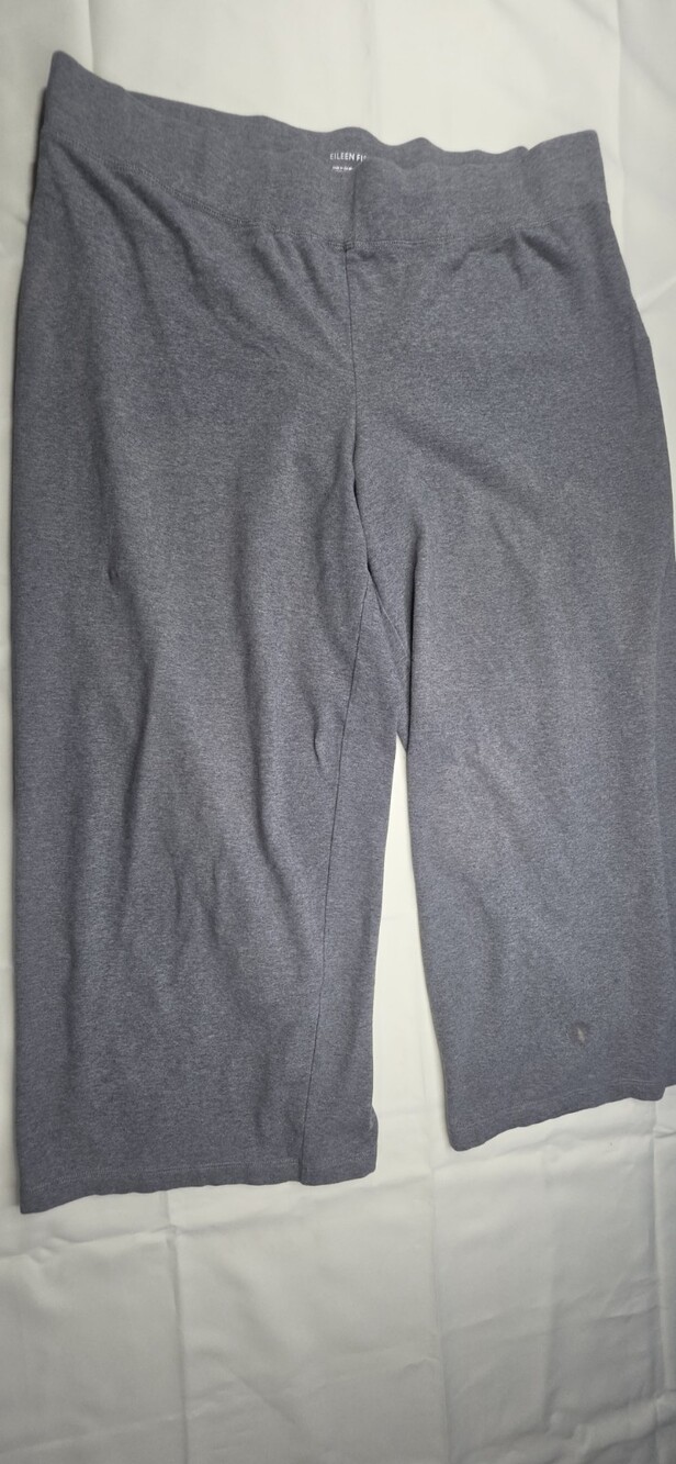 Eileen Fisher Women's Capri Pants- Heather Gray Size Medium Sku 0293